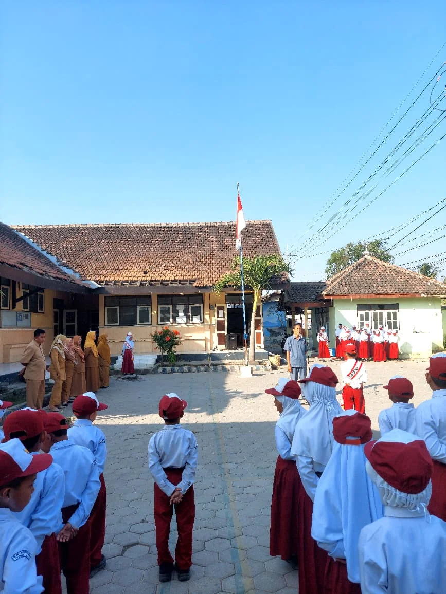 UPACARA BENDERA